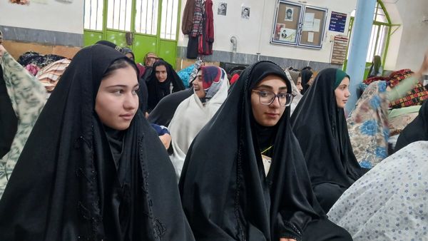 جوانه‌های بندگی در دیشموک؛ حضور پرشور دختران در اعتکاف