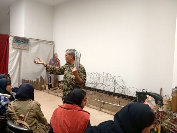بازدید دانش‌آموزان پایه نهم سروقد از باغ موزه مشهد