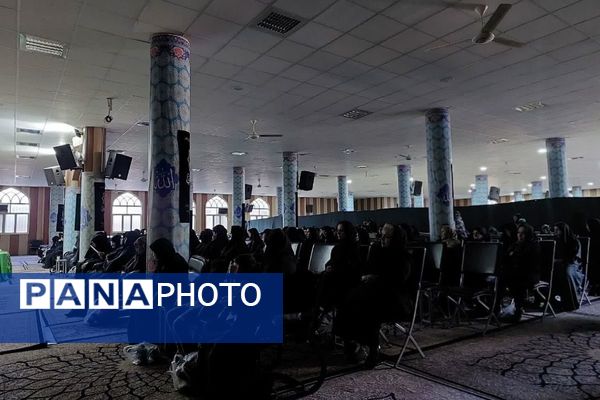 شهریار غرق در عطر فاطمی شد