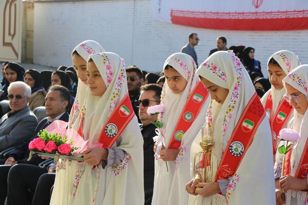 تجهیز هنرستان ۱۲ کلاسه «بصیرت سملقان»  به امکانات آموزشی نوین