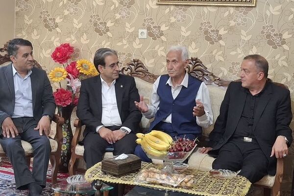 پیشکسوتان فرهنگی، دژهای مستحکم پاسداشت هویت ملی و کلید انتقال اصالت به نسل جوان هستند