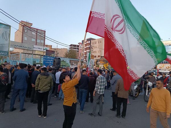 جشن پیروزی عملیات وعده صادق در میانه