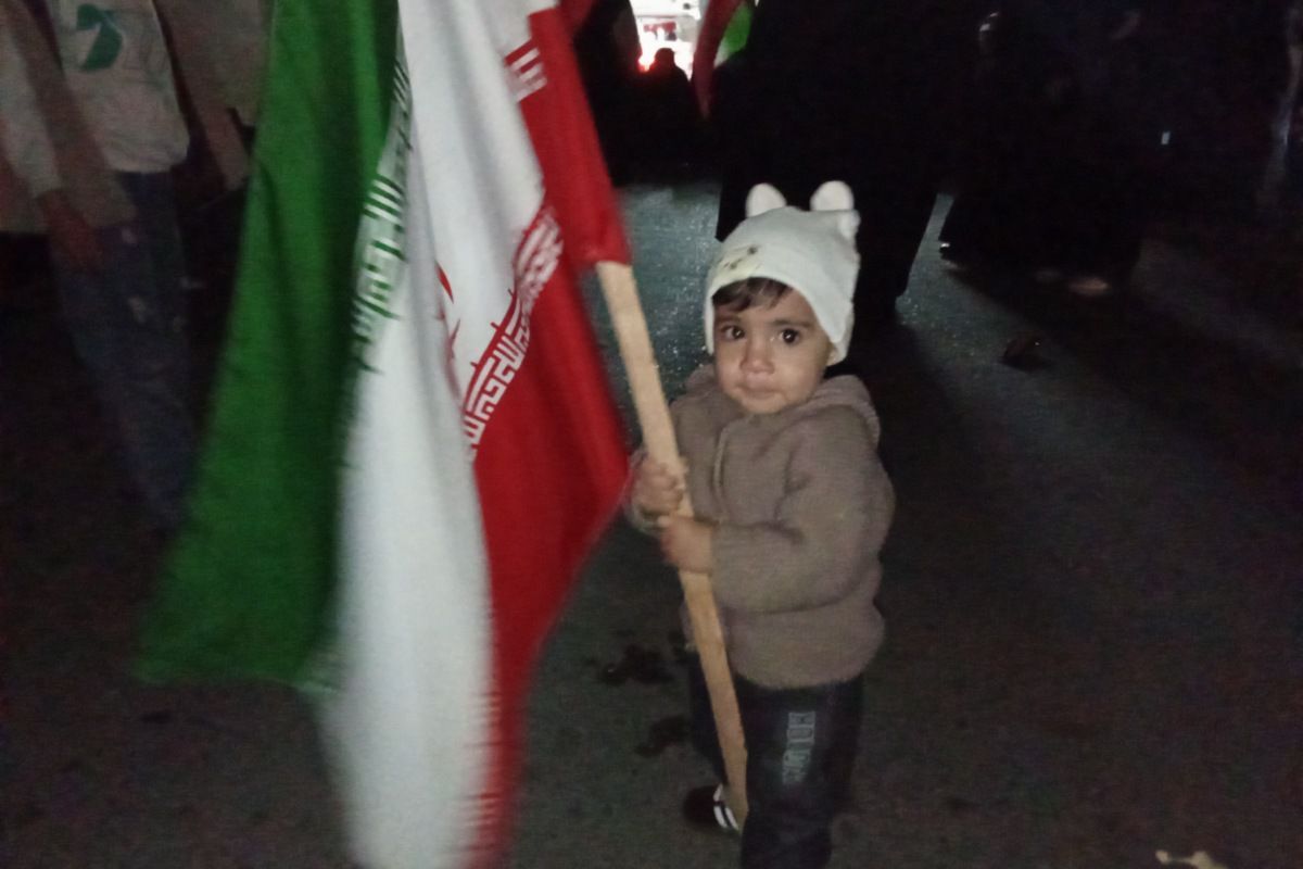 مردم دلتنگ رهبر امت اسلام، حضرت آیت الله خامنه‌ای