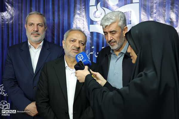 مراسم گرامیداشت قائد امت و دومین سالگرد شهدای خدمت