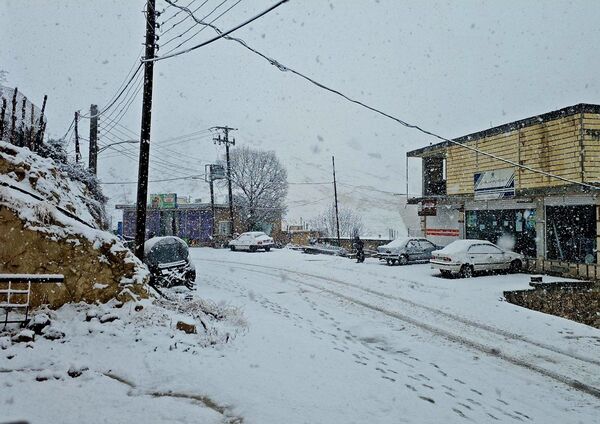 میانکوه در تسخیر برف 
