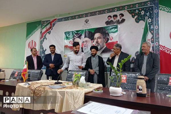 تجلیل از برگزیدگان قرآنی جاجرم