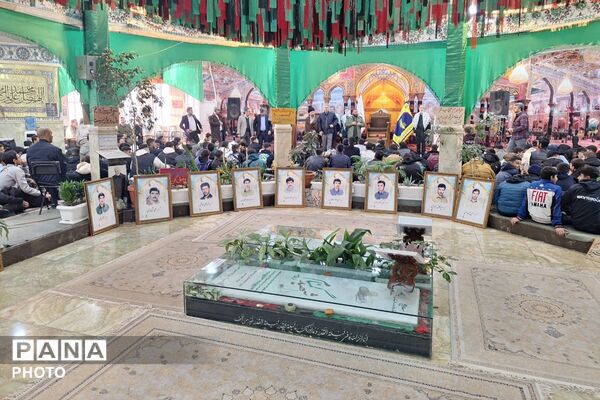 مراسم روز عرفه در جوار شهدای گمنام در پردیس