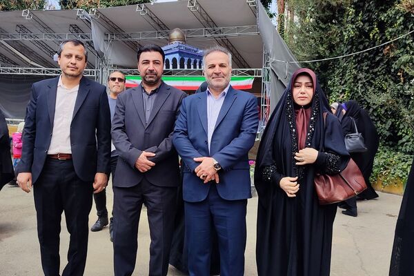 حضور پرشور مردم و مسئولان رباط کریم در راهپیمایی روز قدس