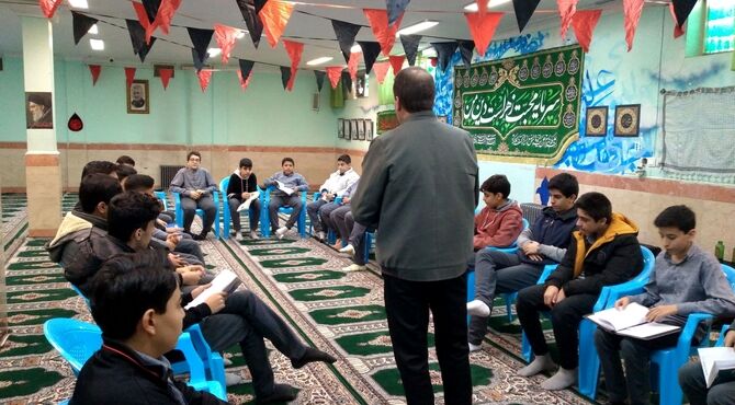 مسابقه مشاعره دانش‌آموزی دبیرستان میرحبیبی ناحیه 4 کرج 