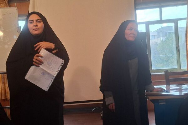برگزاری کارگاه ویژه متصدیان پایگاه تغذیه سالم ناحیه یک شهرری