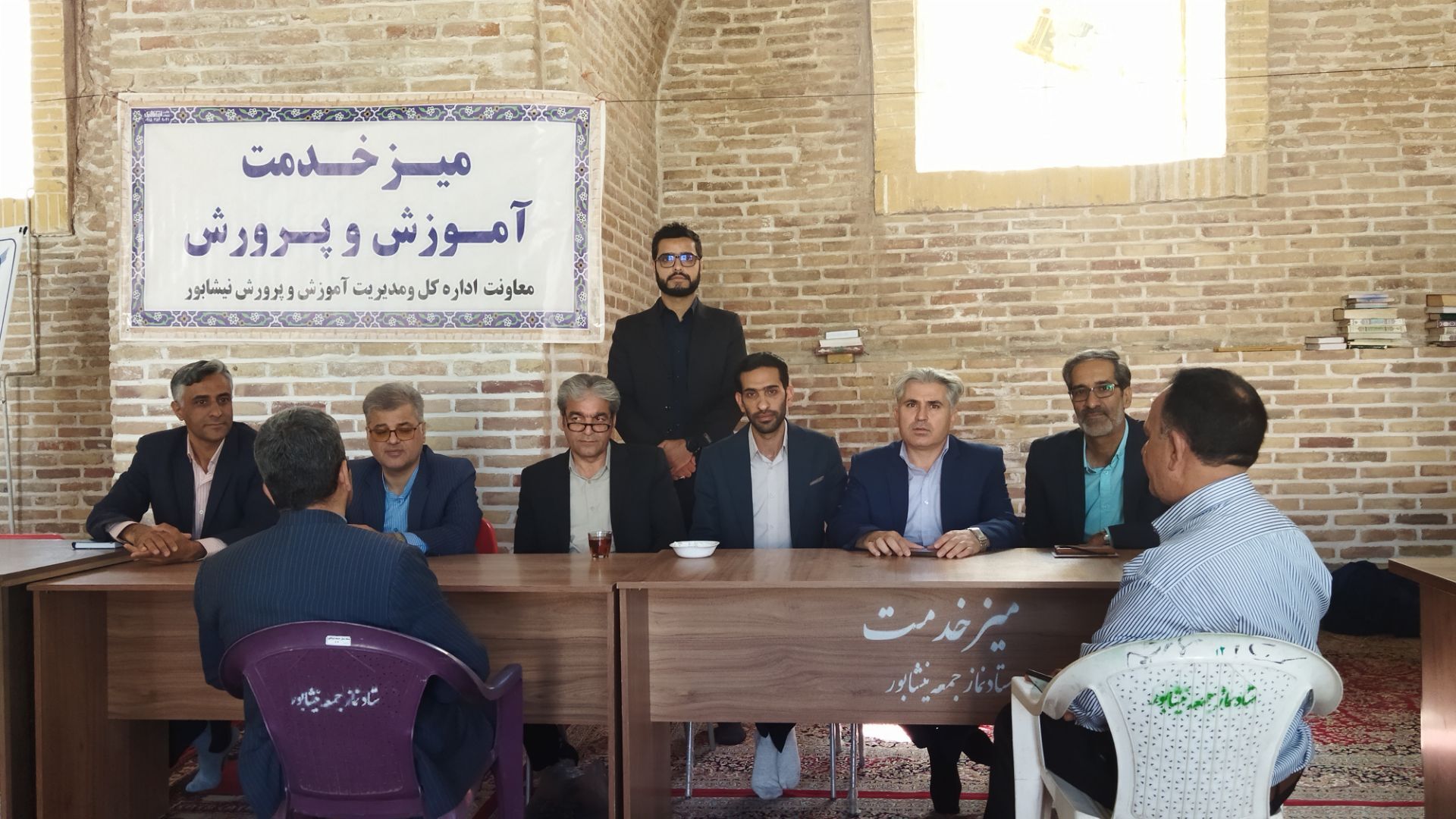 گذری بر میز خدمت اداره آموزش و پرورش نیشابور در نماز جمعه این هفته 