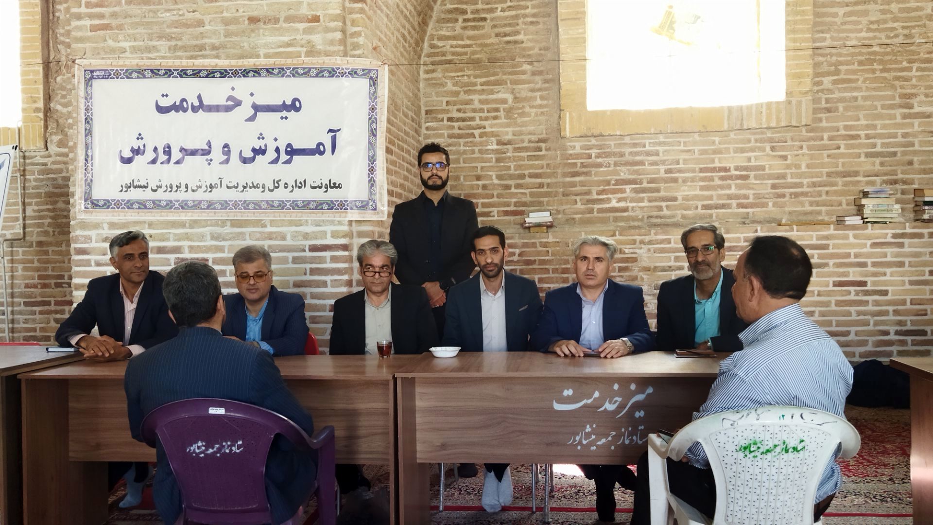 گذری بر میز خدمت اداره آموزش و پرورش نیشابور در نماز جمعه این هفته 