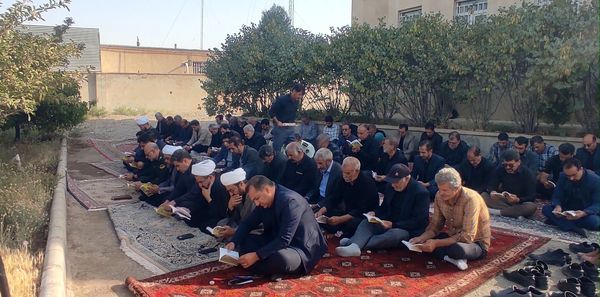مراسم قرائت زیارت عاشورا در تیتکانلو