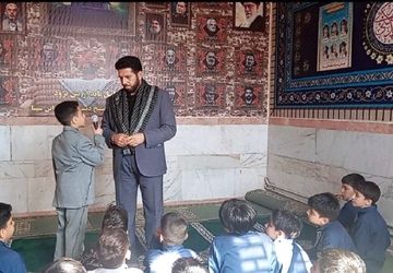 برگزاری مراسم روضه‌خوانی در مدرسه ناحیه ۲ کرمانشاه به مناسبت سالروز شهادت حضرت زهرا(س)