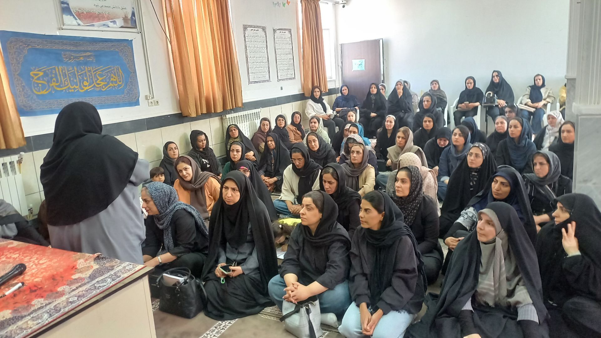 همگامی مدرسه و خانواده؛ برگزاری جلسه آموزشی در حوزه تربیت آگاهانه