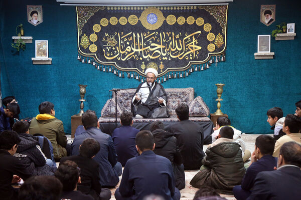 عزاداری نوجوانان فاطمی در سالروز شهادت امام موسی کاظم(ع)