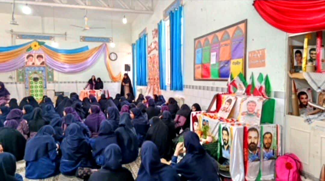 برگزاری مراسم بزرگداشت سالروز عملیات طوفان‌الاقصی در دبیرستان دخترانه علوم و معارف اسلامی صدرا