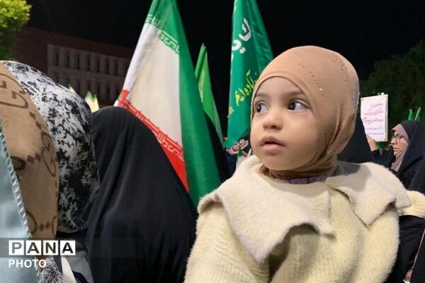اجتماع و رزمایش دختران جان فدای ایران در میدان نماز شهرری 