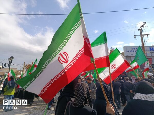 برگزاری مراسم بیعت با خامنه‌ای در بهار