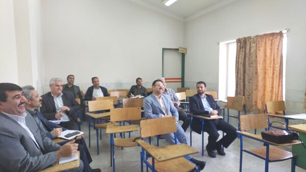 کارگاه توانمندسازی مدیران ناحیه یک زنجان در کانون سهروردی 