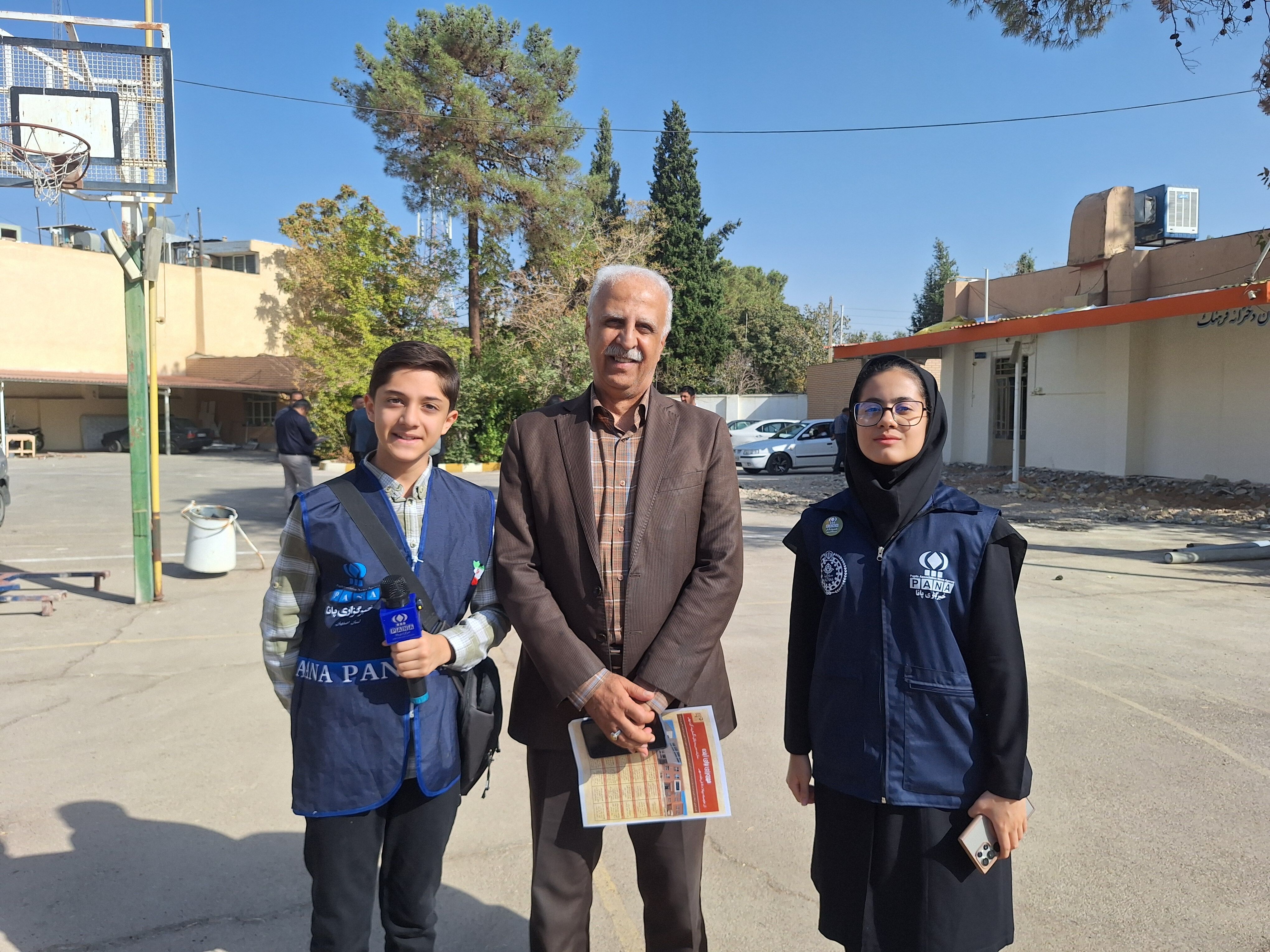 مدرسه‌سازی، سرمایه‌گذاری ماندگار برای آینده ایران است