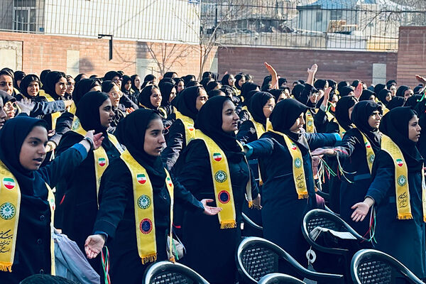 برگزاری همایش یاوران مقاومت در مدرسه عفت آهنگری ناحیه یک شهرری