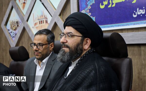 گردهمایی فعالان نذر آموزش در زنجان