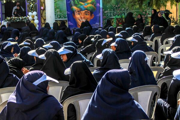 آیین بزرگداشت هفته بهداشت روان و انتخابات همیار مشاوران