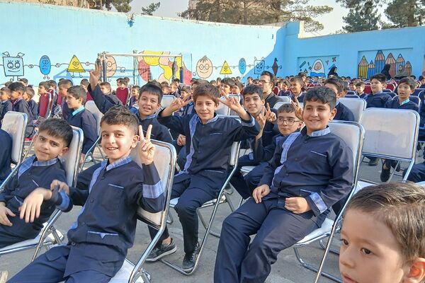 مراسم گرامیداشت روز دانش‌آموز در دبستان پسرانه بنکدار باقرشهر 