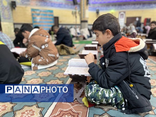 برنامه تجلیل از برترین‌های مسابقات قرآن و عترت، نماز و مسابقات فرهنگی هنری ملارد 