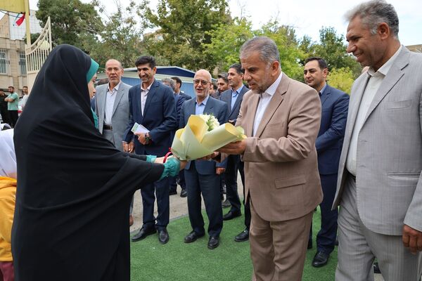 جشن شکوفه‌ها در آذربایجان غربی