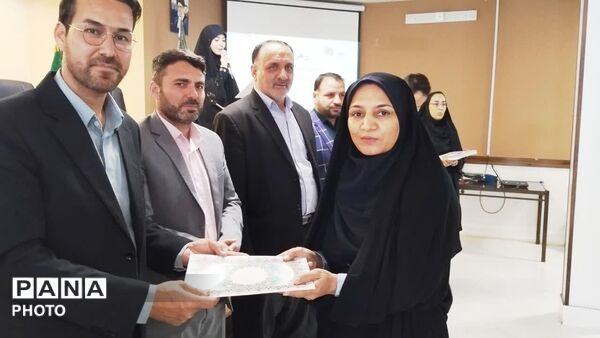 آیین تجلیل از منتخبین کشوری، استانی و منطقه ای طرح و برنامه های حوزه  آموزش  کلات