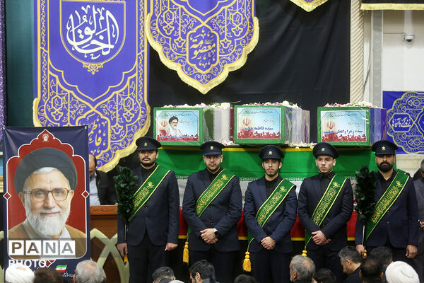 وداع با پیکر مطهر وزیر شهید اطلاعات در قم