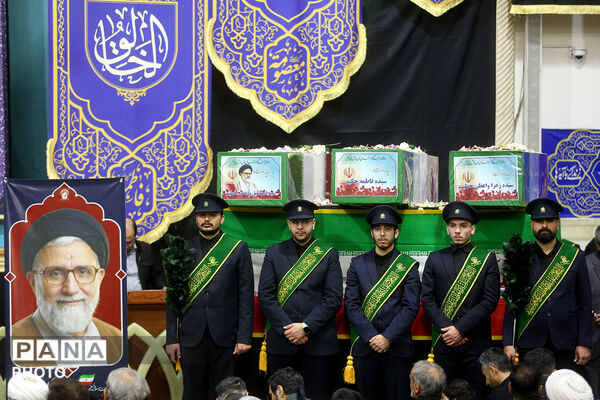 وداع با پیکر مطهر وزیر شهید اطلاعات در قم