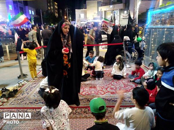 تجمع مردمی در میدان یاقوت ؛ هم‌صدایی مردم برای دفاع از خاک ایران