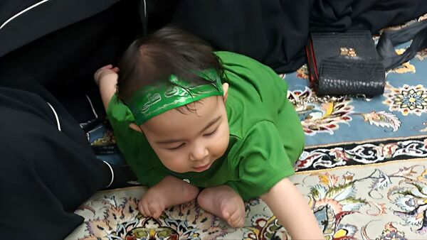 لالایی‌های مادران محمودآبادی برای طفل شش ماهه کربلا 