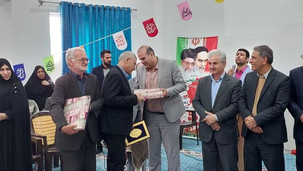 نماز خانه دبستان شاهد علی بن ابی طالب(ع) مهریز افتتاح شد