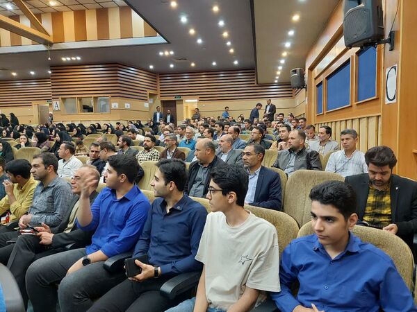 از فرهنگیان شاخص خرمدره تقدیر شد