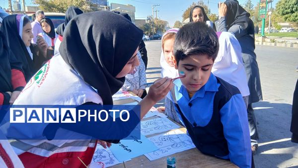 برگزاری راهپیمایی ۱۳ آبان ماه در تویسرکان