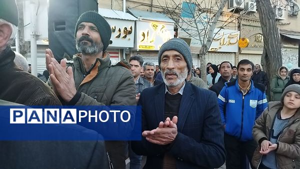 جشن میلاد حضرت مهدی ( عج) و اعیاد شعبانیه در خیابان امام خمینی نیشابور 