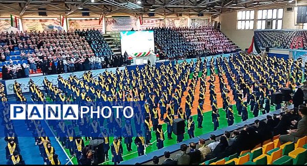 همایش سالروز تاسیس سازمان دانش‌آموزی با اجرا و حضور ۱۵۰۰ دانش‌آموز پیشتاز در پایتخت