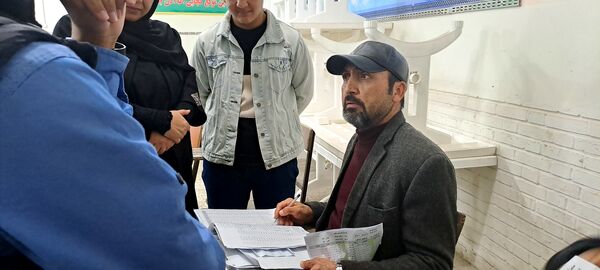  دیدار والدین با معلمان در دبیرستان ابوذر غفاری نیشابور