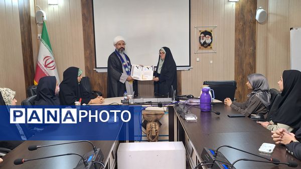  برگزاری نشست خبرنگاران خبرگزاری پانا در‌کانون شهید فهمیده کرج 