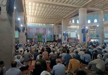 زیارت اربعین همایشی از جبهه حق علیه باطل است 