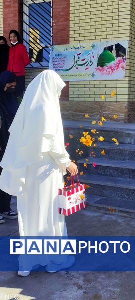 بازگشت معنوی دانش‌آموز حاجی‌آبادی از سفر پرفیض حج