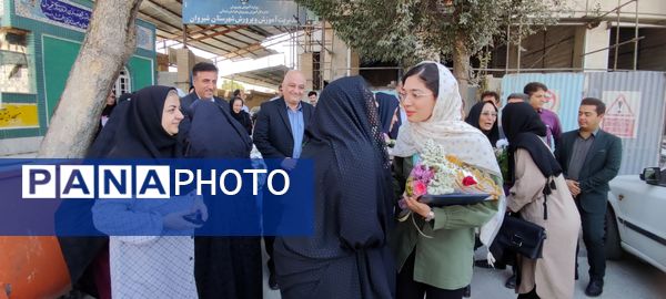 استقبال از دانش آموز شیروانی دارنده مدال برنز جهانی المپیاد علوم زمین