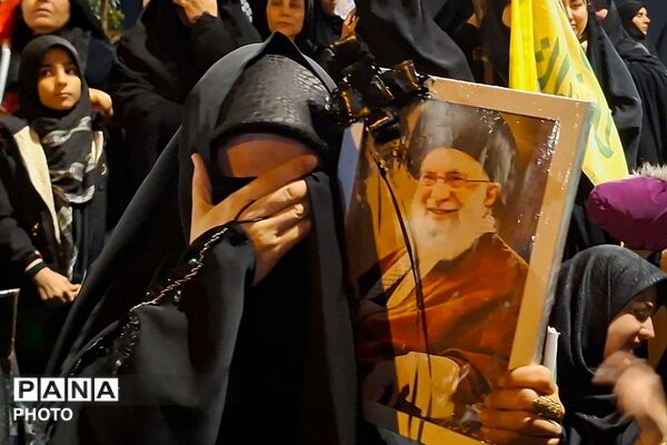 سی شب کنار هم در تجمعات خونخواهی رهبر شهید