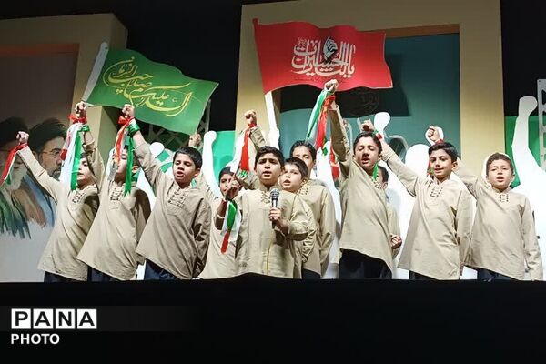 حضور گروه سرود دبستان امام علی (ع) در تجمعات شبانه ضد صهیونیستی شهرری 
