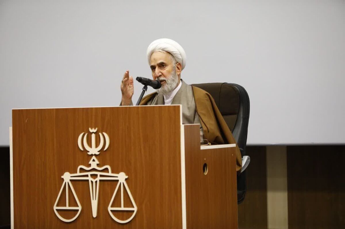 هرگونه ارتباط با شبکه‌های معاند جرم است
