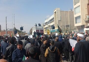 آمریکا و صهیونیست‌ها، عاملان ترور رهبر؛ ملت: «مرگ بر شما»"